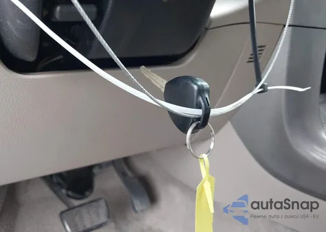 2006 Toyota Rav4 from USA, damaged, VIN JTMZD33V066010571